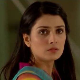 Sharmeeligirl's profile picture. 