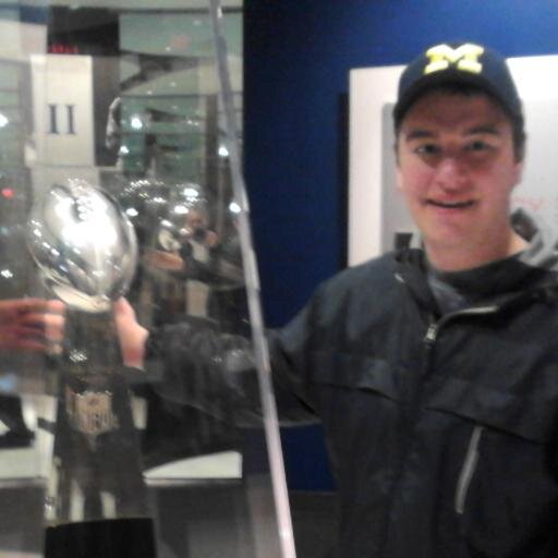 Ajslomo's profile picture. 