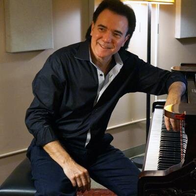 lucianoalves2's profile picture. Brazilian pianist, composer, arranger. Na área da música, Luciano Alves ® é Marca Registrada do músico e compositor Luciano Alves. Mais de 70 músicas no iTunes.