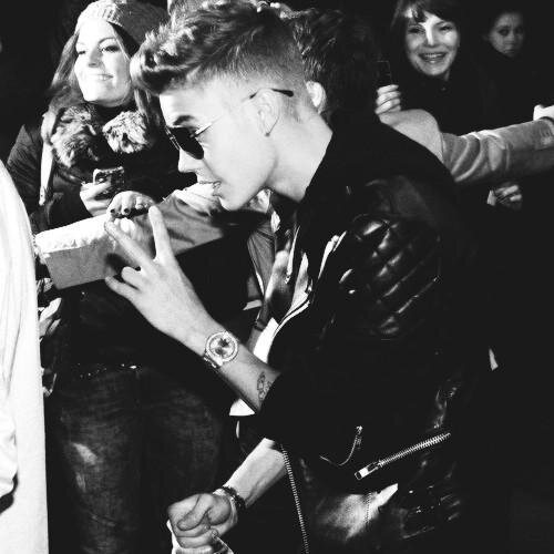 You got that smile that only heaven can make