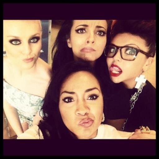 Little Mix es mi vida. Soy rubia, guapa, atrevida y directa. Mi amor es @TwindeZayn . Mi pasión cantar.  Odio la gente creída.