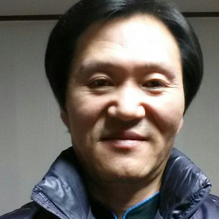 아름답고  향기로운  남자