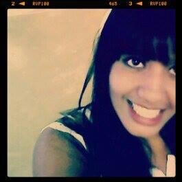 Soy dueña de mi cuerpo, mis pensamientos y mis ideas. Poseo mis propias fantasías, mis sueños, esperanzas y miedos. Soy como quiero ser sin complacer a nadie.