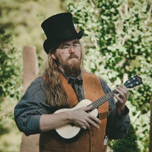 Another soul in the material world, trying to remember my actual identity. Haribol! (Chant the Names of God!) Also music, programming, web dev, outdoors, linux