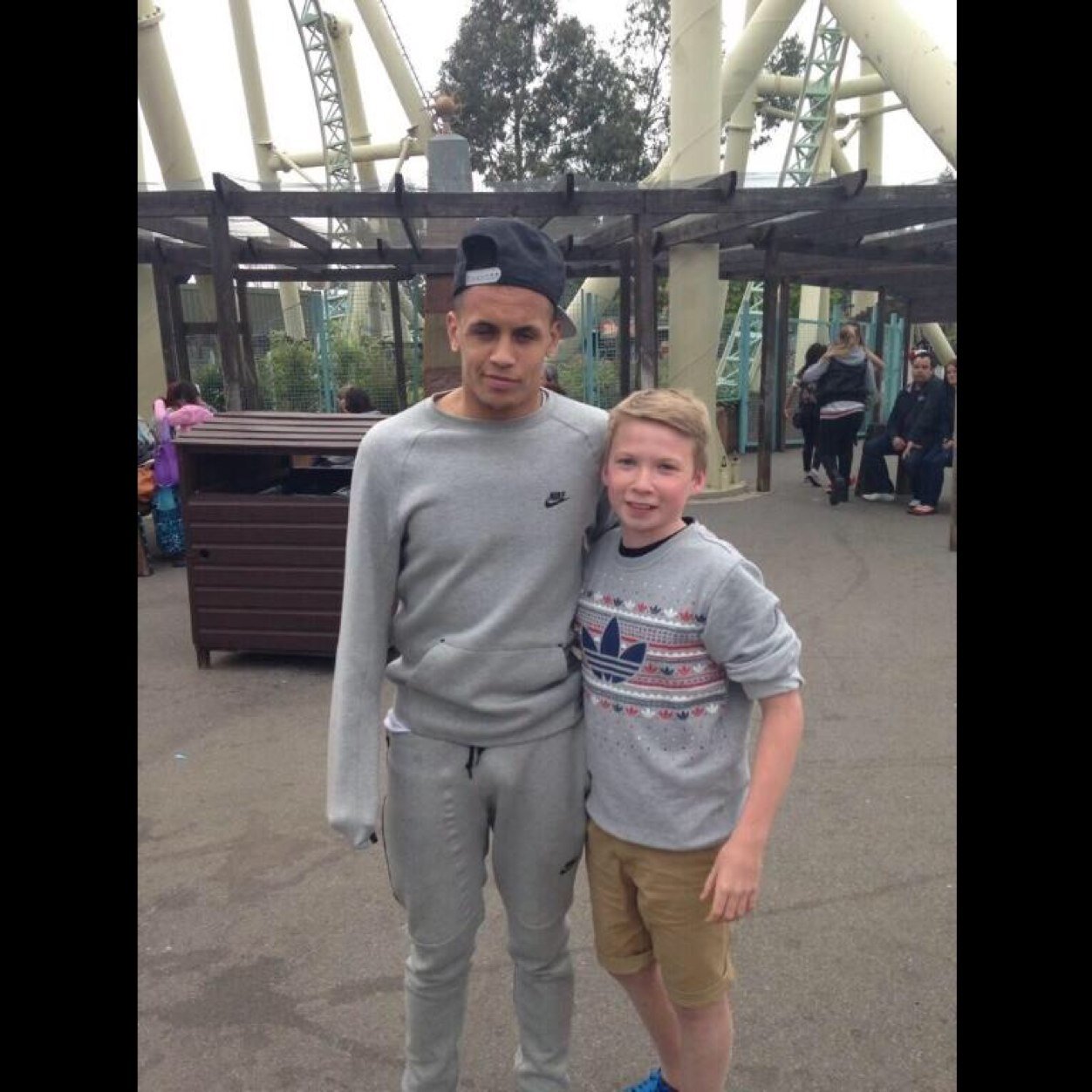 henners266's profile picture. #COYG⚽️ FOLLOW BACK/UNFOLLOW BACK!Instagram- henry_jennings13