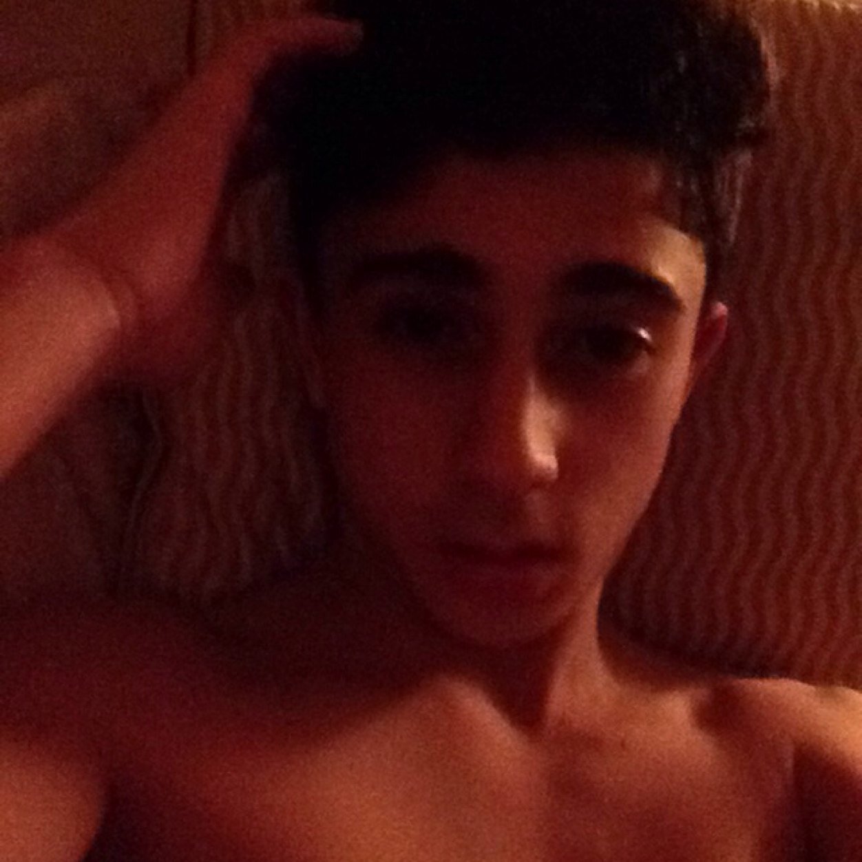 RobertoA457's profile picture. 