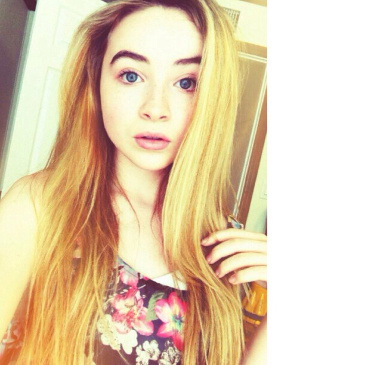 Heyyy i love you girl and guys just need someone to talk too