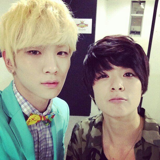 member terganteng di deace. ada masalah? hubungi m3nt10n. Rapping/Vocal