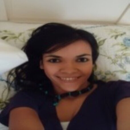 Meunome é Cissa, sou Ariana, Adoro desenhar, ouvir musicas e conhecer novas pssoas ..... Bem Vindo ao meu twitter..