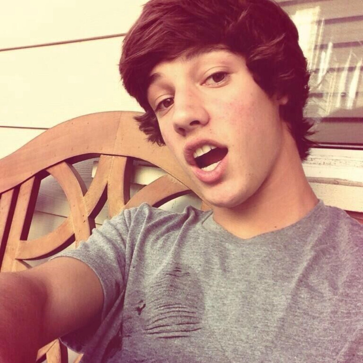 Free follow from @princecaniff and @gilinskyolo.