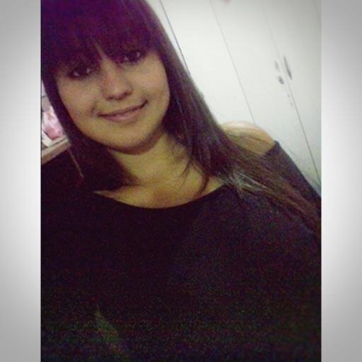 Não adianta vim falar se não for pra vim soma, não faço média com quem não tem coragem de me encara  ! ♫