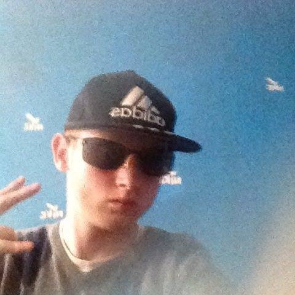 I'm real and this is my official account