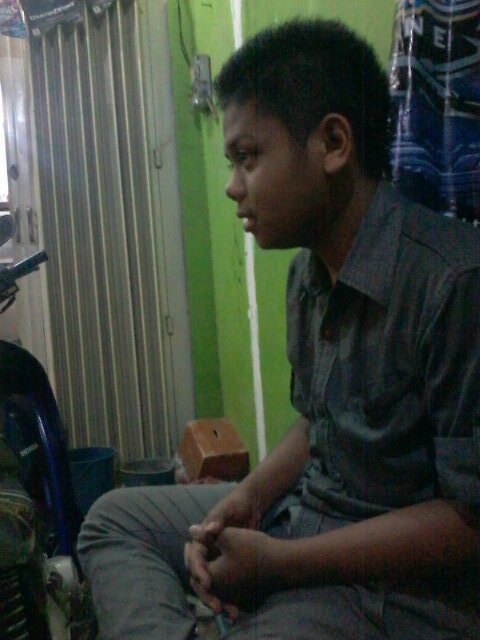 Cinta ku boleh gagal tapi prestasi jangan sampai gagal karena sukses akan mengundang cinta yg lebih berkelas B-)