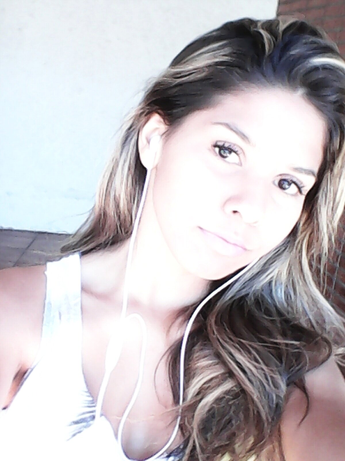 Meu antigo twitter foi haqueado. Segue neste :)