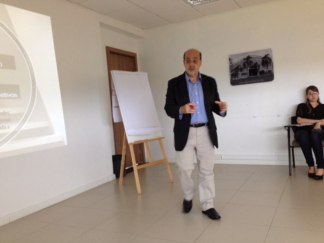 jmcoprof's profile picture. 