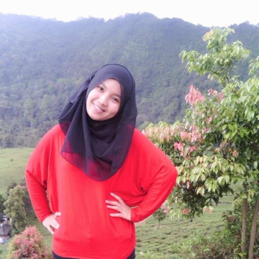 rintik hujan dan senja