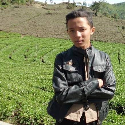 Ehanz7's profile picture. Setetes kebencian di dalam hati
Pasti akan membuahkan penderitaan
Tapi setetes cinta di dalam relung hati
akan membuahkan kebahagiaan sejati