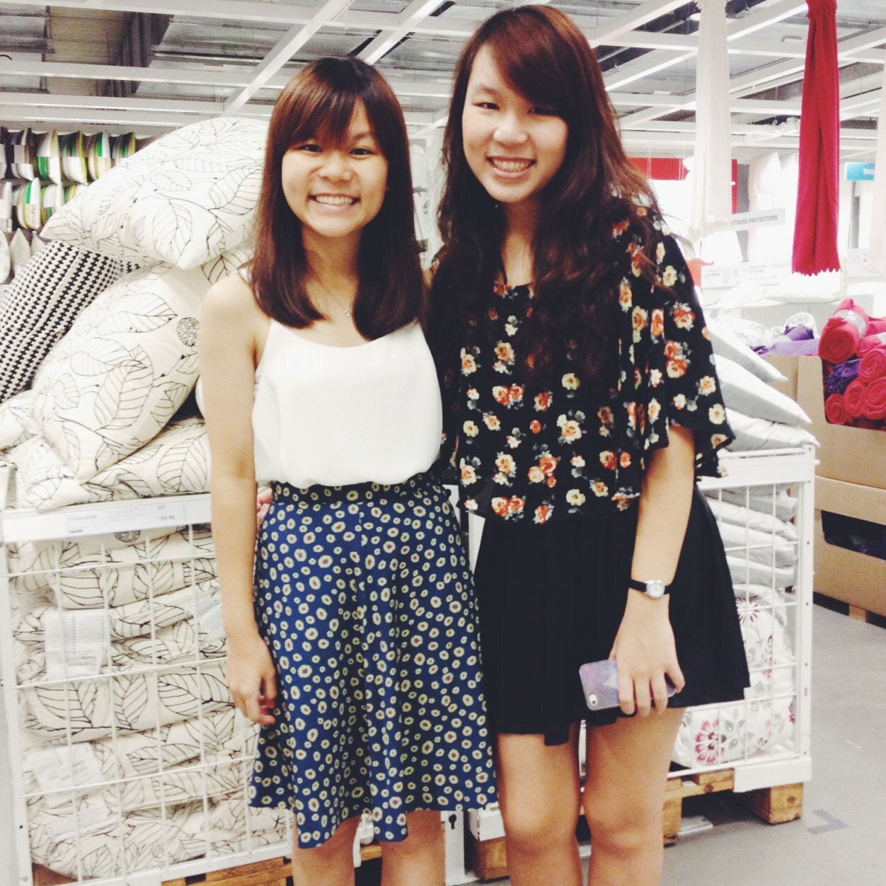 sarahtansw's profile picture. Let us carry Your Love wherever we go