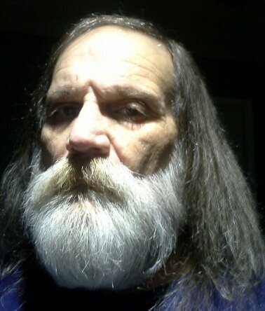 loganvillian's profile picture. 