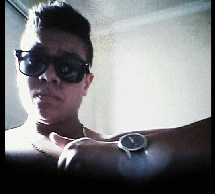 Um sorriso muda tudo .
