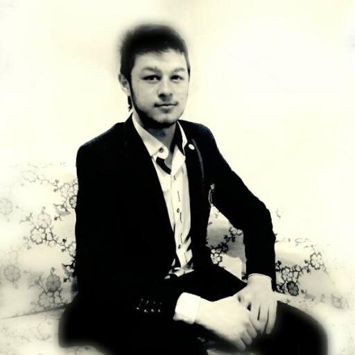 Bir yudum çay daha içelim
Uzakta olupta gönlümüzde tütenlere..