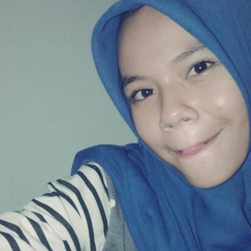 Dan kini lelah ku rasakan .. Hdup tak berarti , Mimpi tak dpat ku GENGAM :'( 

Dan kau yg Ku sayyang :* {} 33
Bukan DIAAtau pun MEREKA !!