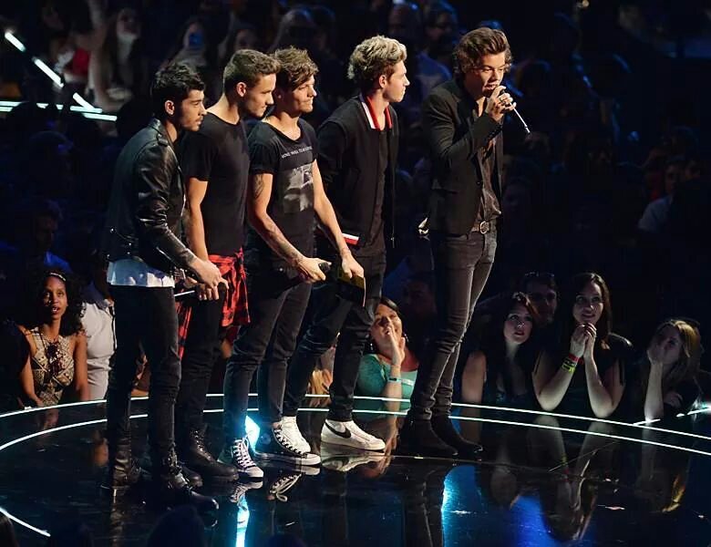 Seguime y te sigo♥Directioner Forever♥Harry Styles♥Liam Payne♥Zayn Malik♥Niall Horan♥Louis Tomlinson♥