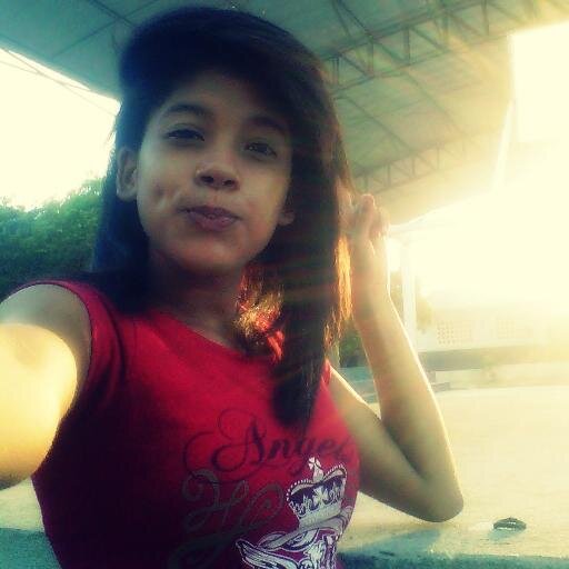 ME GUSTA LA CHAMPETA Y ANDO SIN PERENDUE , S♥O♥L♥T♥E♥R♥A ! *____* AHORRATELOS_PAIWO SIN METE COMO LAS BARBIES K'A :D