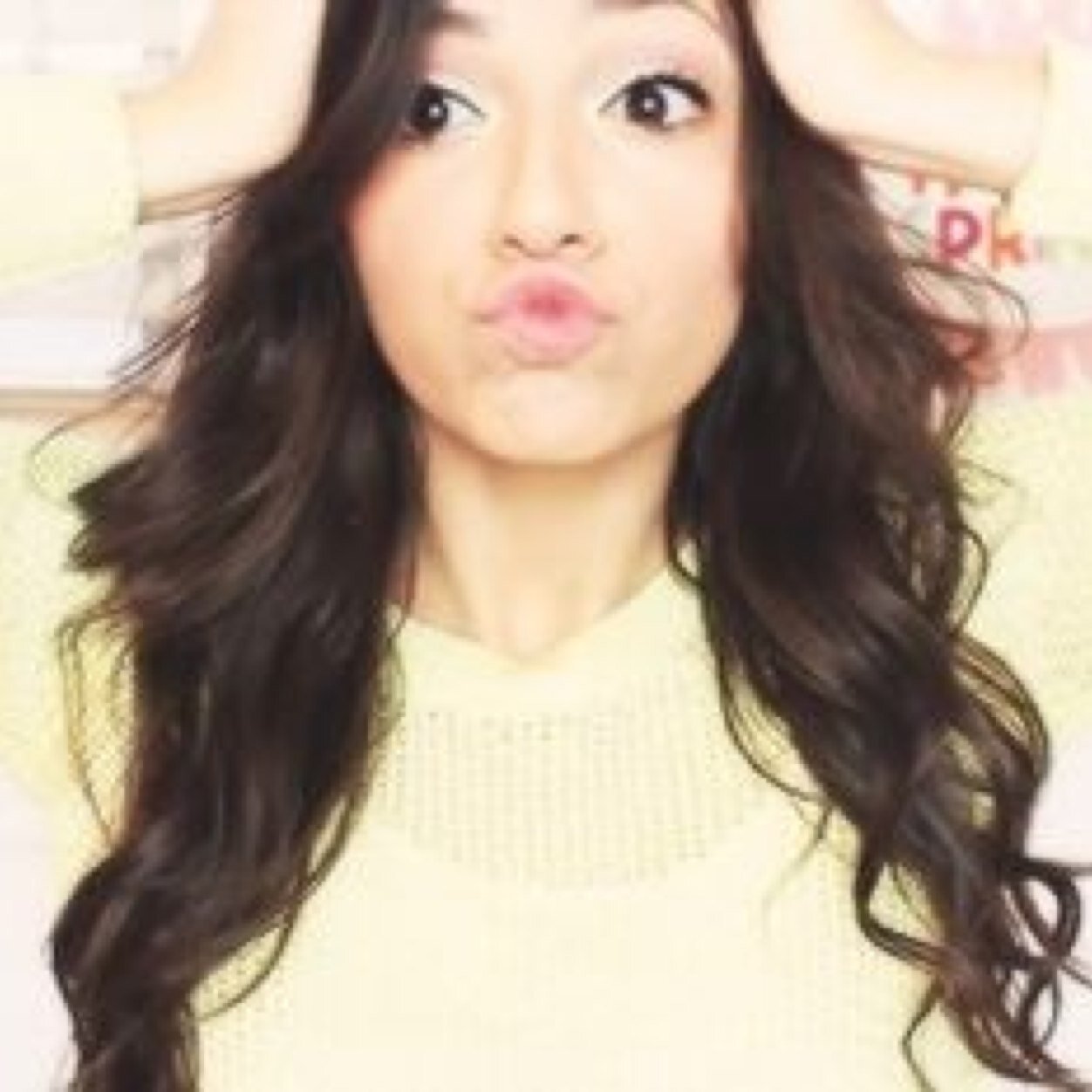bethany is my life k.                                              
main: @TheGrandeGod