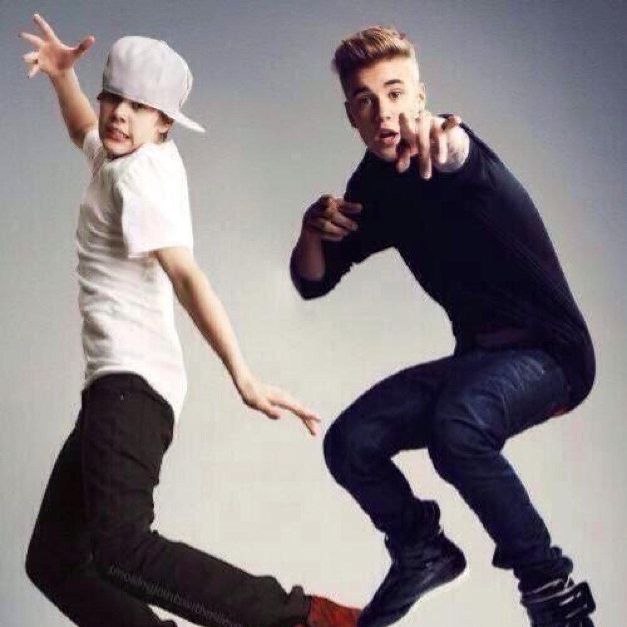 PLEASE FOLLOW ME JUSTIN❤️