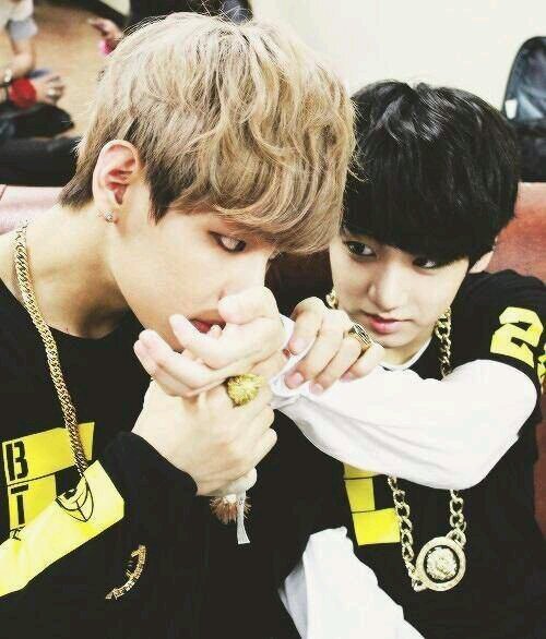 Kぽあかです！主にBTS＊EXO　Kぽおるぺん (^o^)ててぐく愛してる♡