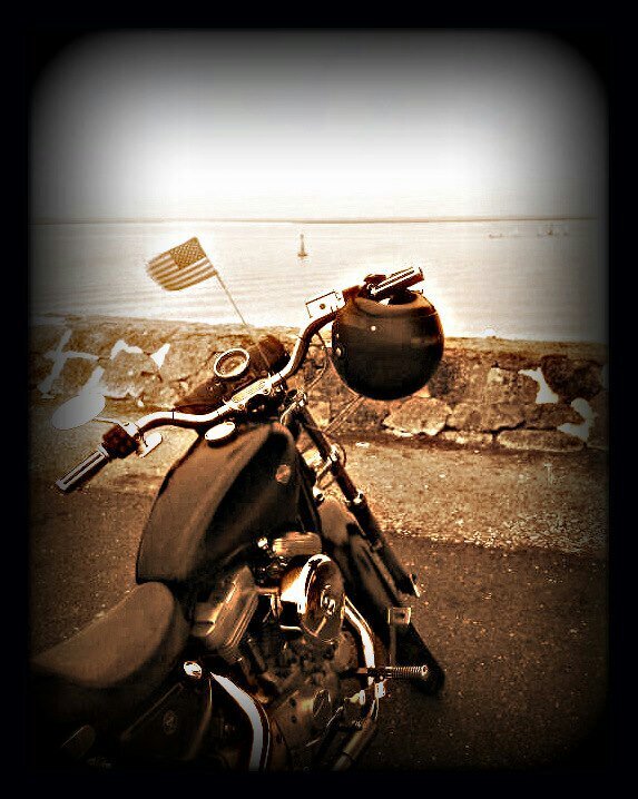 aschphilou's profile picture. 