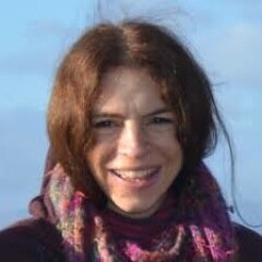 julieheatonart's profile picture. 