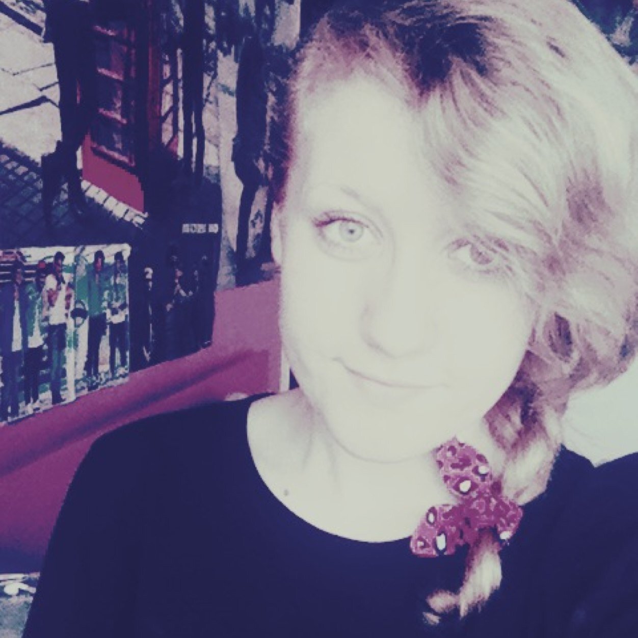 Hi, I'm Tena :) I'm real fan of Taylor Swift and One Direction :) i love to record songs i wrote and upload it on internet :)