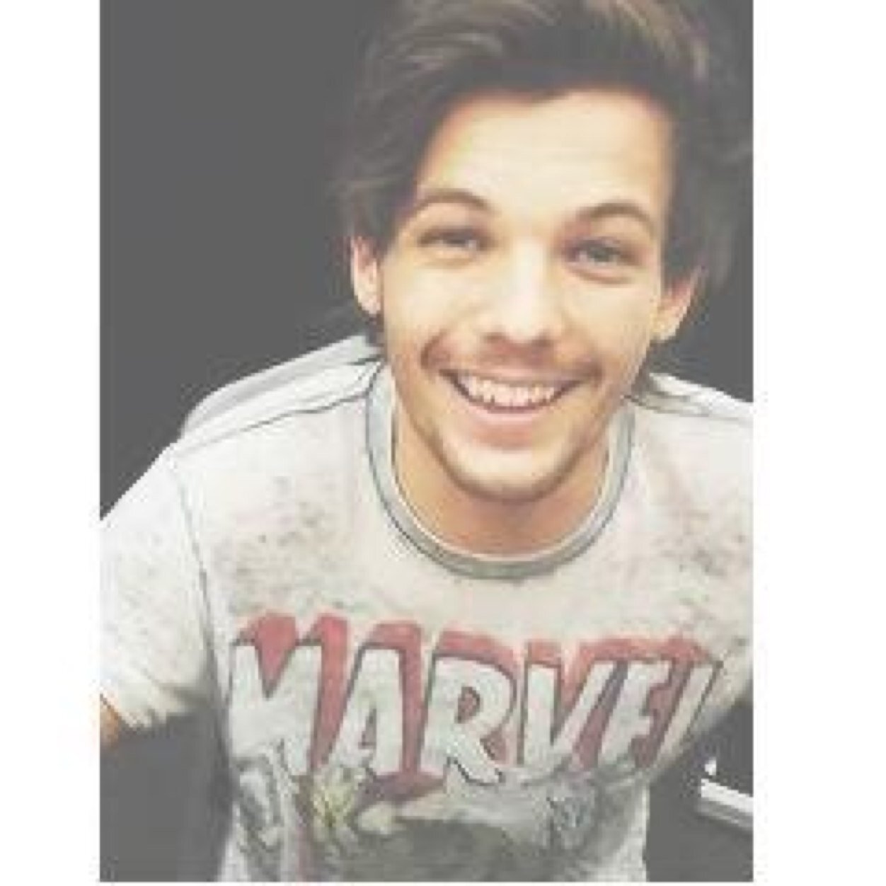 Hello there lovely, could you please follow @visualou? Thanks love x
