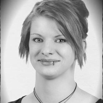 Kandidatin zur Landtagswahl 2014 Listenplatz 6, Leiterin der Landesgeschäftsstelle der Piraten Partei Sachsen, auch zu finden als @Redhead_DD