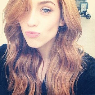 OneTiru's profile picture. Seu Olhar, Seu Sorriso, Seu Cabelo, Seu Rosto, Seu Corpo, Você é a minha princesa te amo muito amor, e não tenho vergonha disso. TE AMO LINDONA @sophiaabrahao