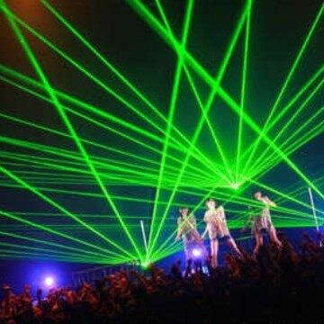 50代の大人Perfumeファン。 何気なく見たPVをきっかけに気づいたらP.T.A.会員に、現場はJPNから｡｡｡　近年は東京女子流にもハマり赤坂BLITZ連続から通い出し Astalight* にもなる。& ONE OK ROCKとJILLEも好き。