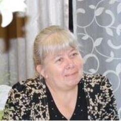 CsaladunkCsapat's profile picture. Hobym: Erre a Kérdésre Keresem a választ
Lehet-e ma az Interneten, Tisztességes munkával, Tisztességes megélhetést biztosító Jövedelmet elérni.