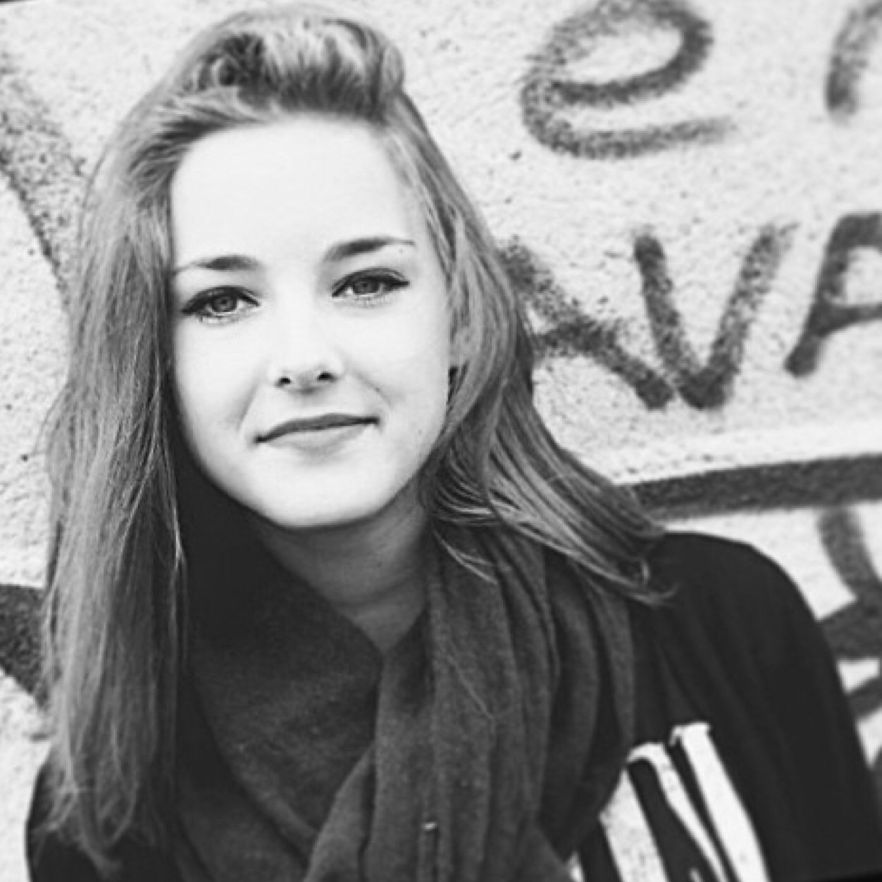 elesdeliz's profile picture. 