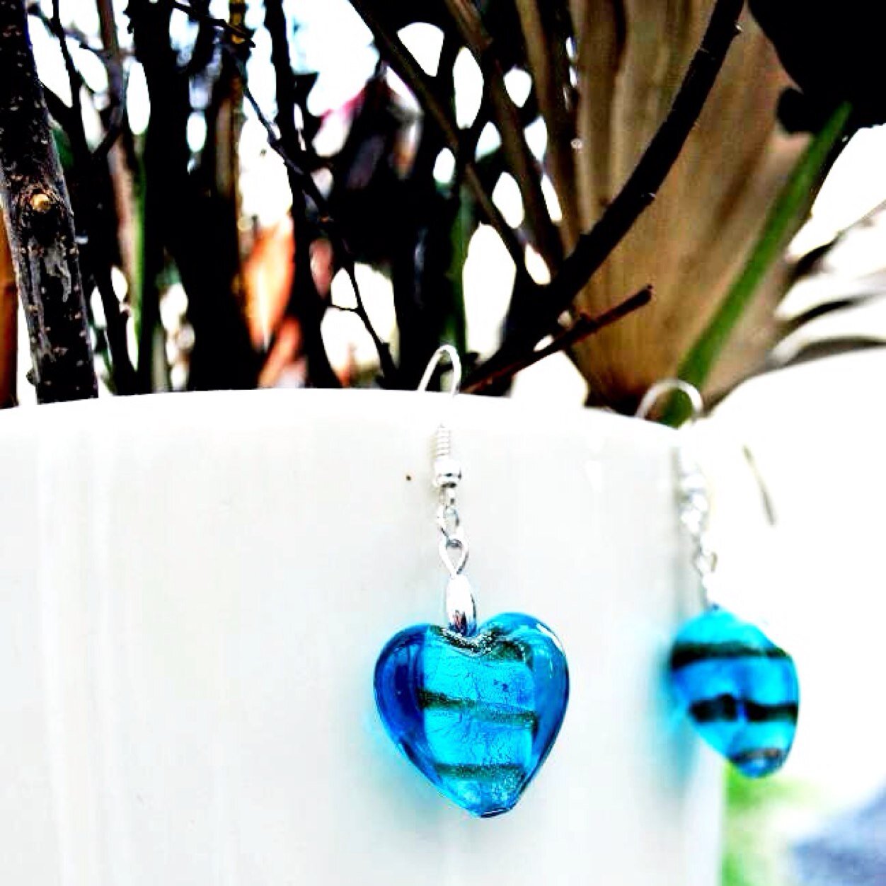 DareDevine's profile picture. Unique Hand Made Jewellery & Tote Bags. Art dabbler. Cat lover. Shoe lover and anything in between