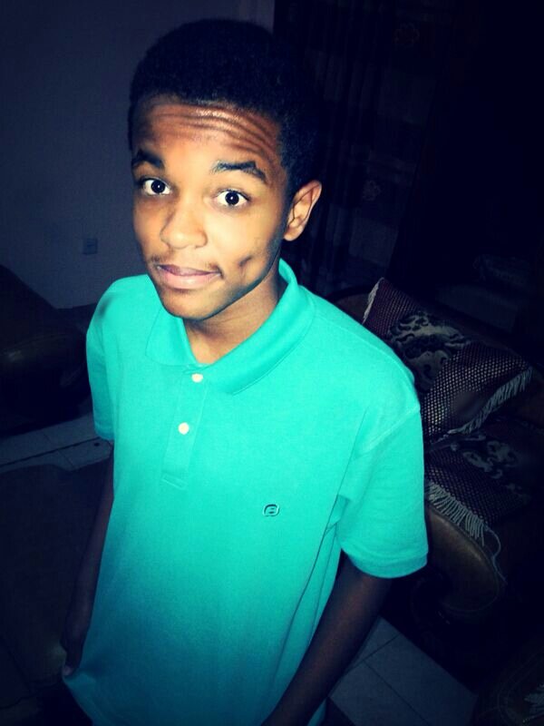 u dnt need Bio I'm awesome make this white bottom blue keep calm nd follow me