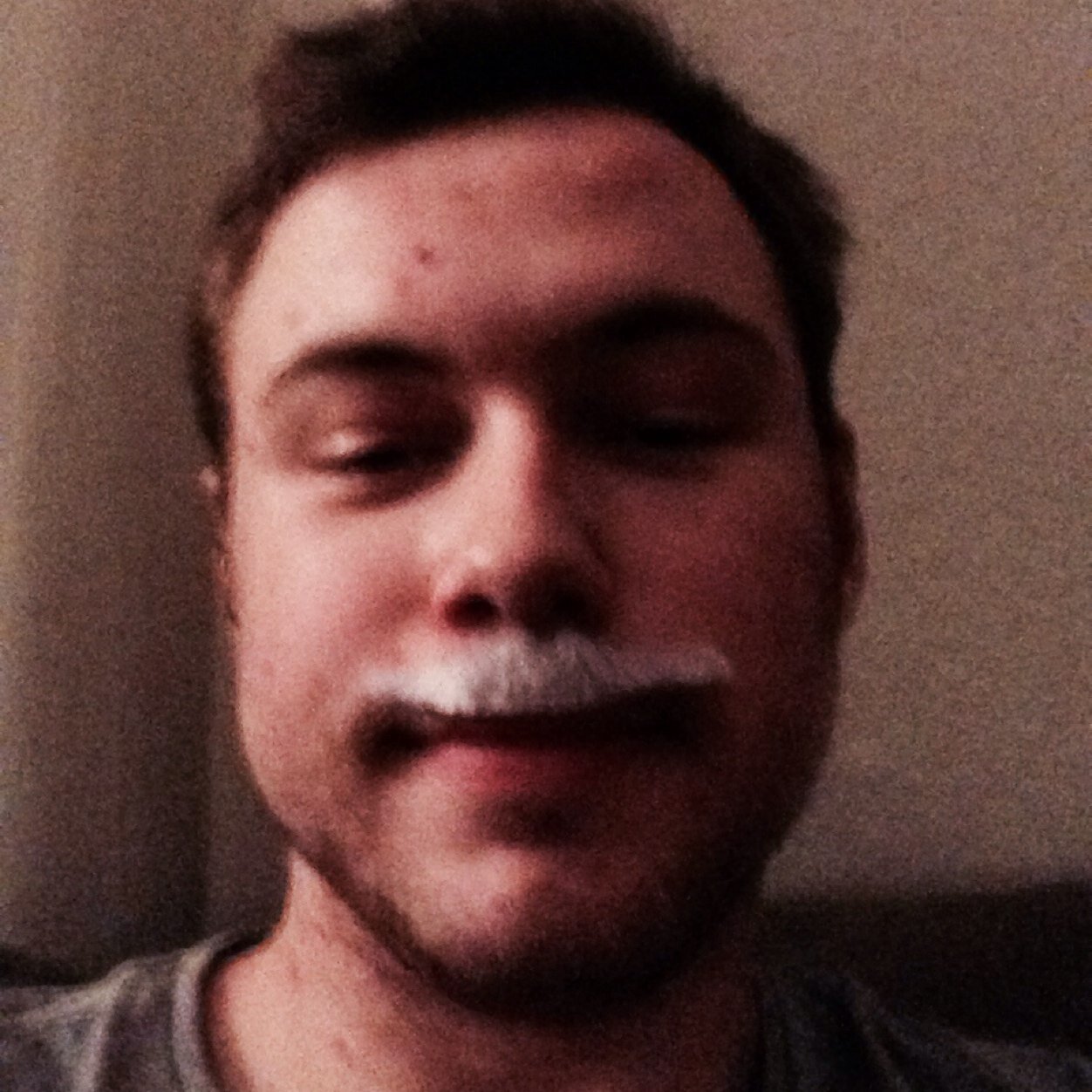 HenrikEriksen2's profile picture. Manchestester United fan, Studerer fysioterapi i Odense, liker å styrketrene.