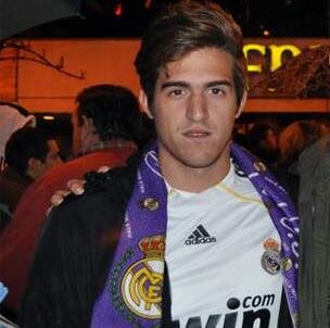 Del Real Madrid desde que nací. Me apasiona el baloncesto.