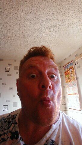Music lover and creator. Chelsea fan. Redhead and proud.