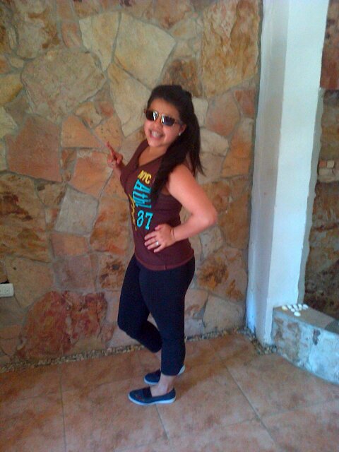 Hola! 20 Mucho gusto, el placer sera tuyo ;* ///fanática de CDO