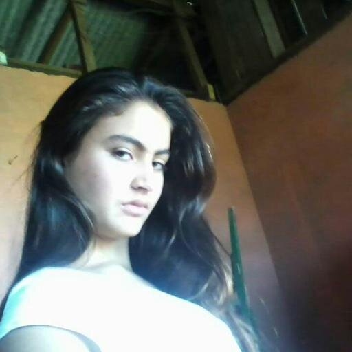 carlasiih's profile picture. sou sao paulina ,gosto de comer pizza e durmo mais tarde.