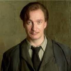 Profesor de DCAO|Quieres chocolate?|Expecto Patronum!|Ay de aquel que me visite en luna llena! #PotterRunes #Meroreador