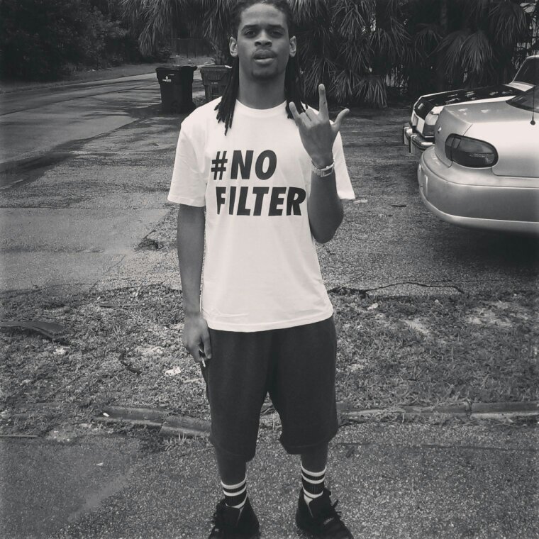 Flyin kites with no breeze! Dreaming with my eyes wide open! SouthFlorida #DreamTeam #Fly AF