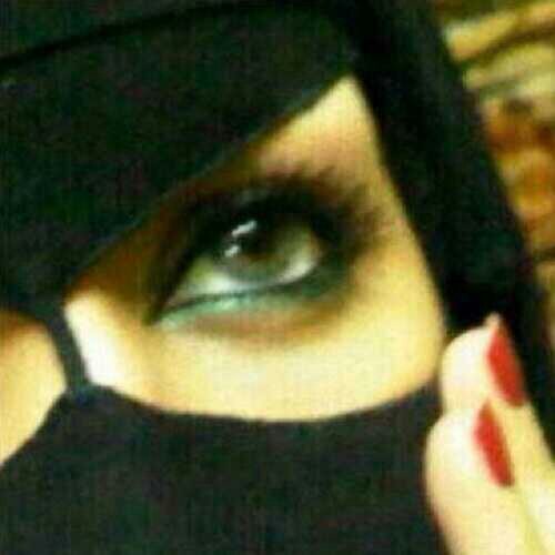‏‏‏‏‏مطنوخه ولكن طيبتي مالها حد من روس قومن ماتهاب الهوايل والصمت عندي فبعض الاحيان رد لاشفت لي واحد من الناس مايل ★ متذوقه للشعر ★